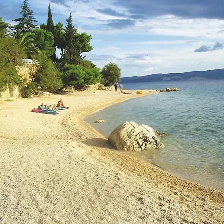 Sovulj Skalla Cz 3* Omiš
